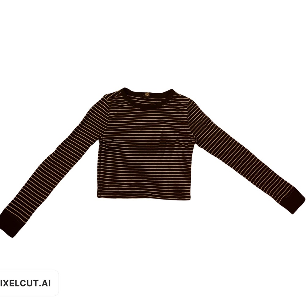 Forever 21 long sleeve Navy blue with white stripes crop top